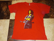 VINTAGE Alien - SIGOURNEY WEAVER - Red Shirt - Ladies - M - Tee MADE IN USA