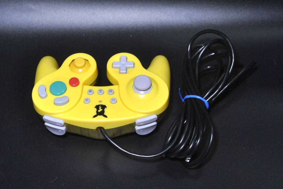 Exc* Hori Classic Controller for Nintendo Switch Pikachu Yellow - Image 2 of 4