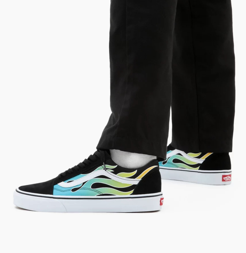 定番在庫あ パーカー VANS/M GLOW FLAME プルPK ZOZOTOWN PayPayモール店 通販 PayPayモール
