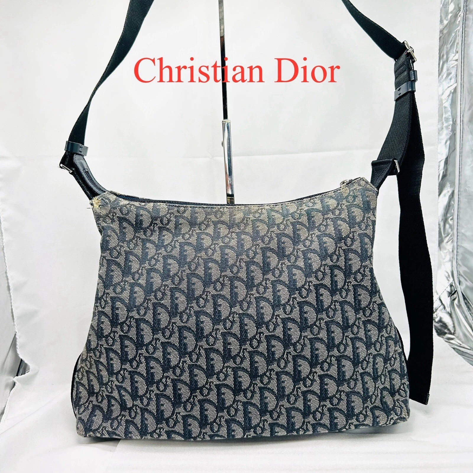 Sac bandoulière Christian Dior trotteur marine rare logo du Japon