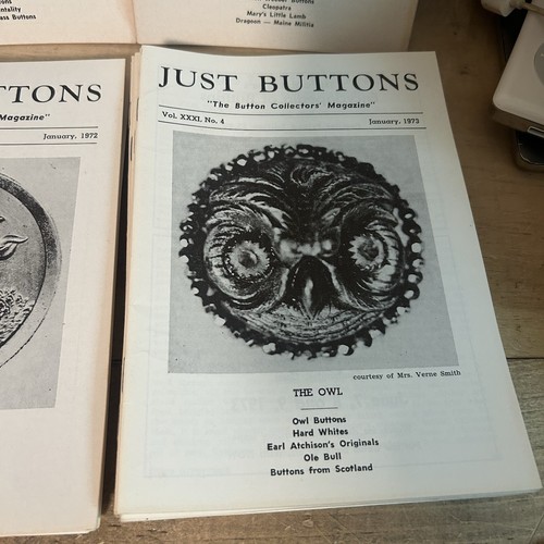 Just Buttons Magazines from 1968 Through 1973 Complete Run Of Years 72 Magazines - Picture 7 of 9