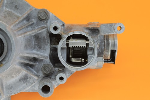 04-06 2005 Bruin 350 OEM Front Differential Diff Axle Gear Case Assembly - Picture 4 of 10