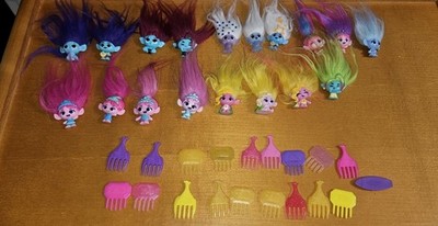 Dreamworks Trolls Band Together Mineez Collection 18 Dolls and Combs