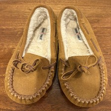 Minnetonka Slippers Youth Size 2 Tan Suede Moccasin Faux Fur Lined Bow 4811