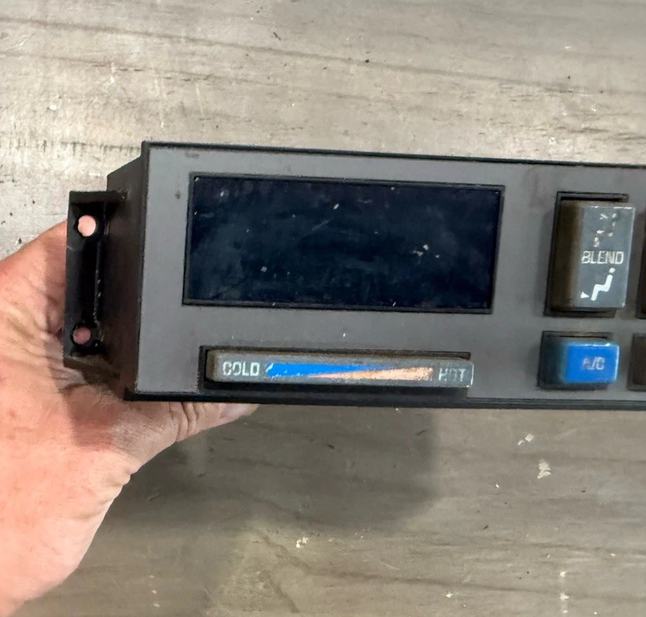 Panel de control climático Chevy Silverado GMC C/K 1500 2500 1988-1994 16204785 FABRICANTE DE EQUIPOS ORIGINALES Foto 2 de 4