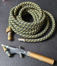 AIRBRUSH SET. VINTAGE PEN AND HOSE.