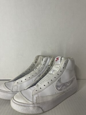 NIKE - BLAZER 77 Mid (GS) - White Red Black Mens Size 5.5 DJ4624-100