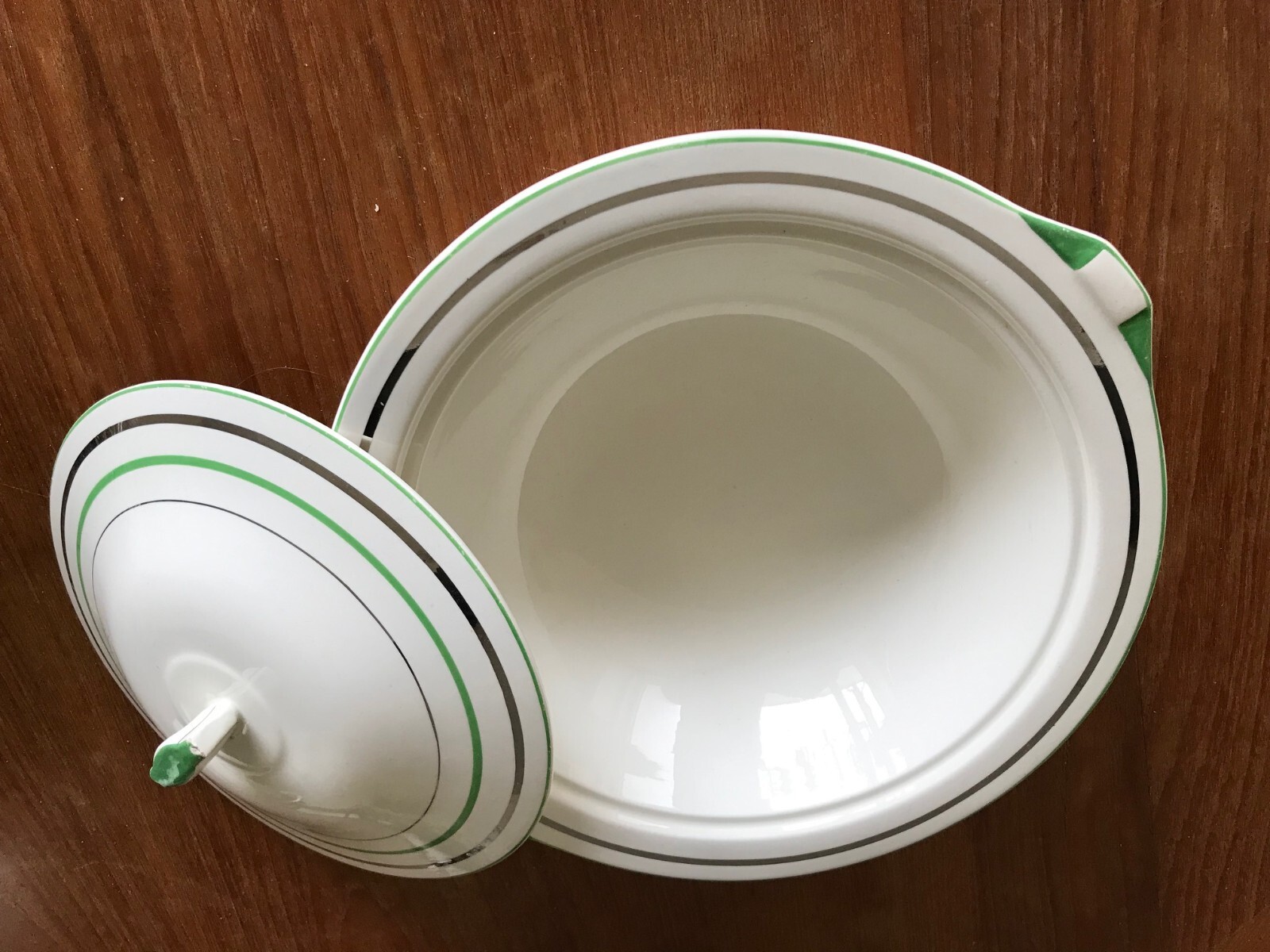 Vintage Wedgwood Dinner Service from 1950/60s, 24 pieces. Bone China