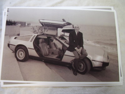 DELOREN  AND JOHN DELOREN  WITH CAR  11 X 17  PHOTO PICTURE 