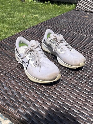 Nike Air Zoom Pegasus 38 White Black Men Size 7 Women s Size 8.5 