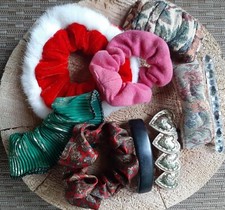 Assorted Lot of Vintage/ Hair Ties Barretts 9 Total