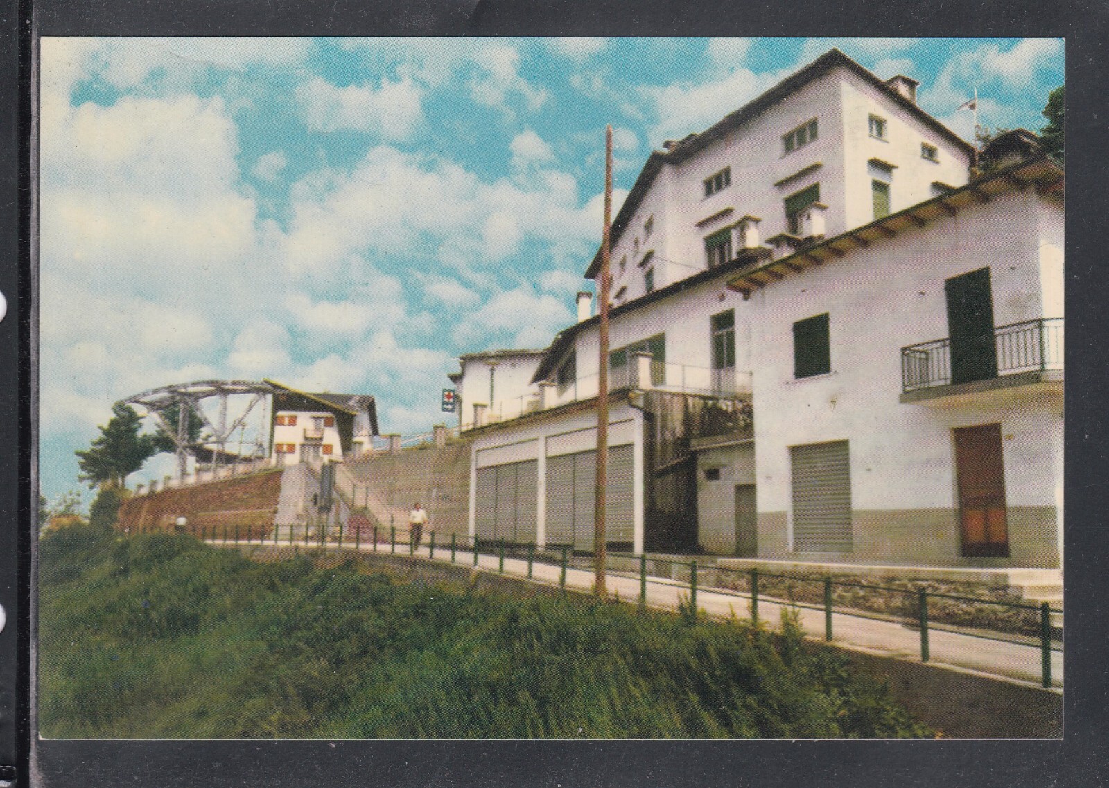 Cartolina Alpe di Mera Albergo Capricorno e Stazione della Seggiovia AB2313