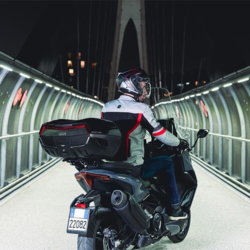 Parabole Z4506R Givi – Catadiottri Rossi Avec 1 GIVI Z4506R Catadiottri Rossi Pi P 1382504