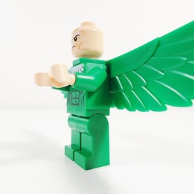 Lego Vulture Minifigure Falcon Wings Marvel Spider-Man 76059 sh0285