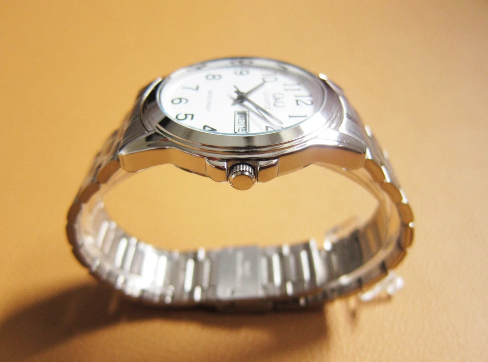 Q&Q (Citizen) Reloj Hombre S.S Cuarzo con Esfera Blanca Foto 4 de 4