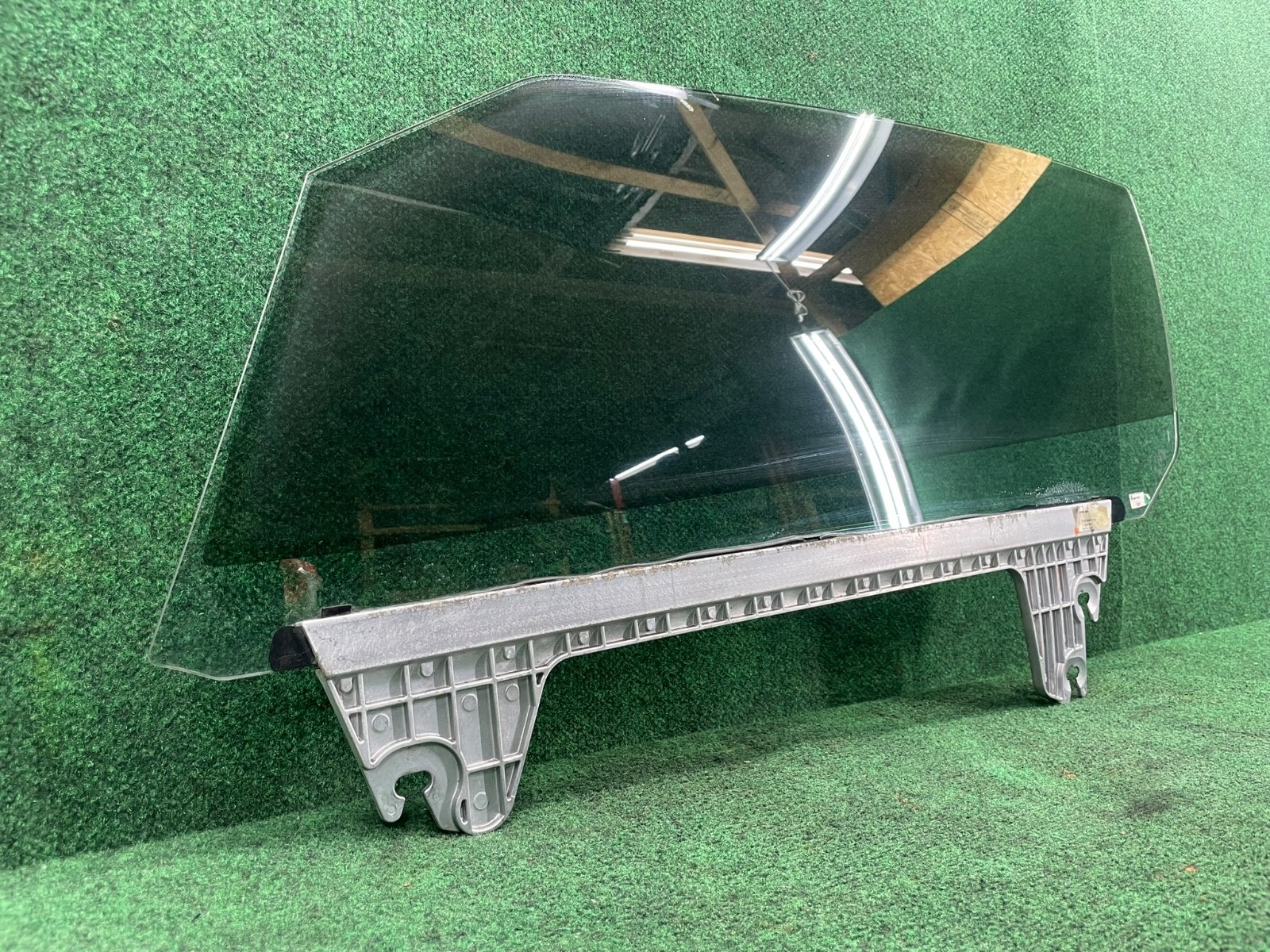 07-18 Bentley Continental GTC Front Left Side Door Window Glass 3W7845021F OEM
