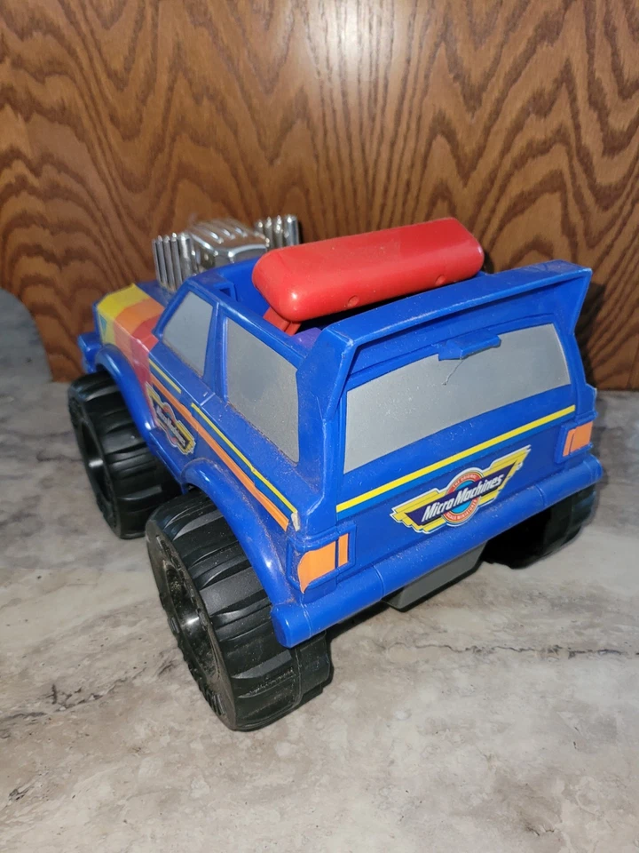 Vintage 1991 Galoob Micro Machines GTX2 Micro Muncher Truck 90s Toy Pickup Blue - Image 4 of 4
