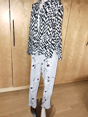 Hübsche Bluse/Hemdbluse v. DIVIDED by H&M, schwarz/weiß, Gr. S