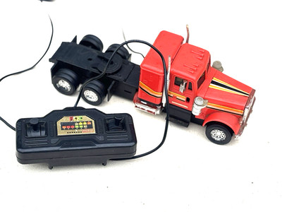 1998 SOMA SUPER WHEELS 'PETERBILT TIPPER LORRY DUMP TRUCK'VINTAGE. HONG KONG