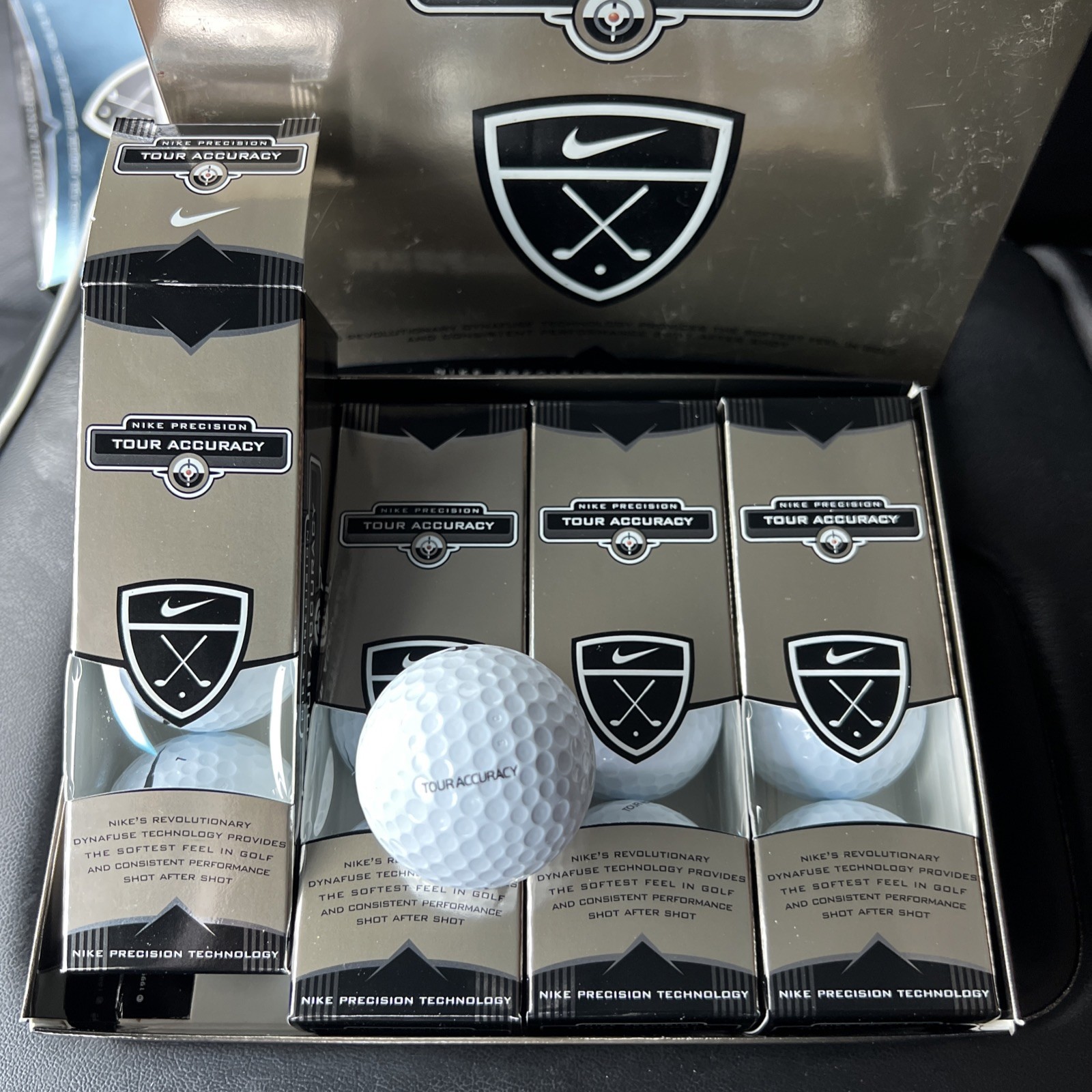 Balls &ndash; 1 Dozen Brand New Tiger Woods Pga