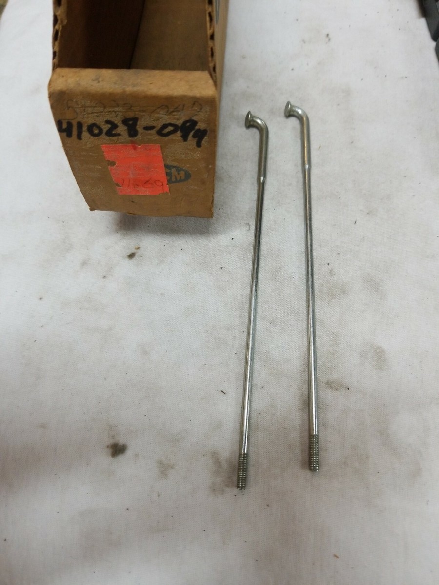 NOS OEM KAWASAKI 1977 1978 KZ1000 A1 A2 A2A REAR OUTER SPOKES QTY2