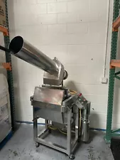 M75Cold Press Juice MachineTHE CRACKERJACK