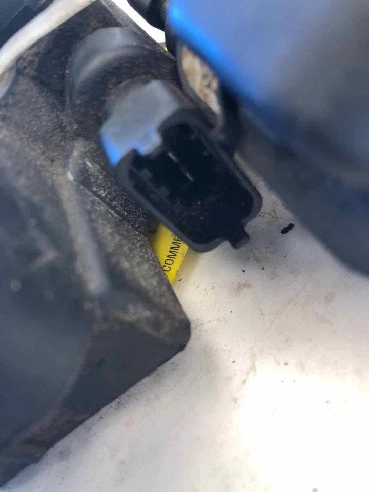 Mercedes Benz CLS500C 2006 5,0 L 4 cilindros 2 piezas bobina de encendido encendedor OEM Foto 4 de 4