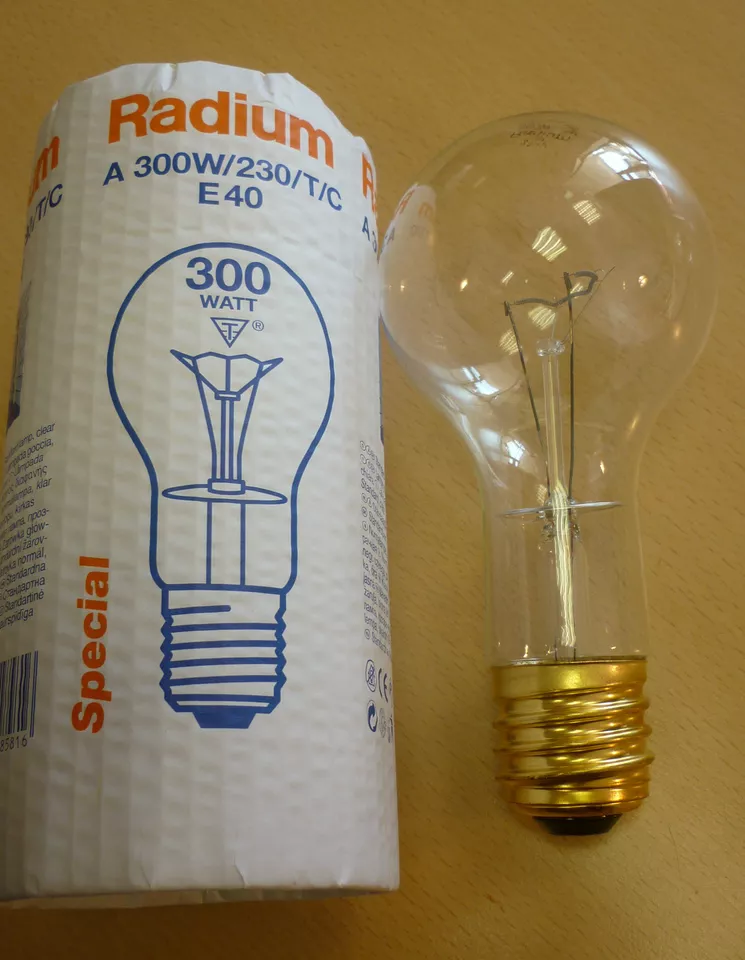 OSRAM / RADIUM E40 300W Glühlampe T f. Poul Henningsen Leuchten 4.600lm dimmbar  - Bild 4 von 4