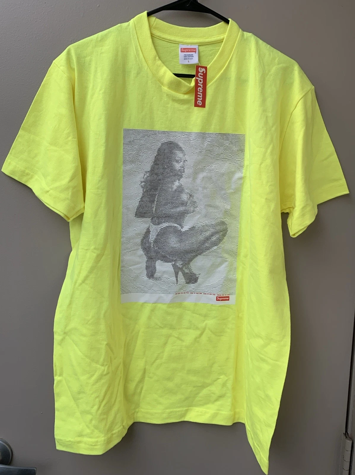 T shirt Supreme Digi SS17 logo boîte   jaune vif   grand