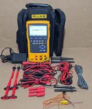 Fluke 754 Documenting Process Calibrator with HART Communication