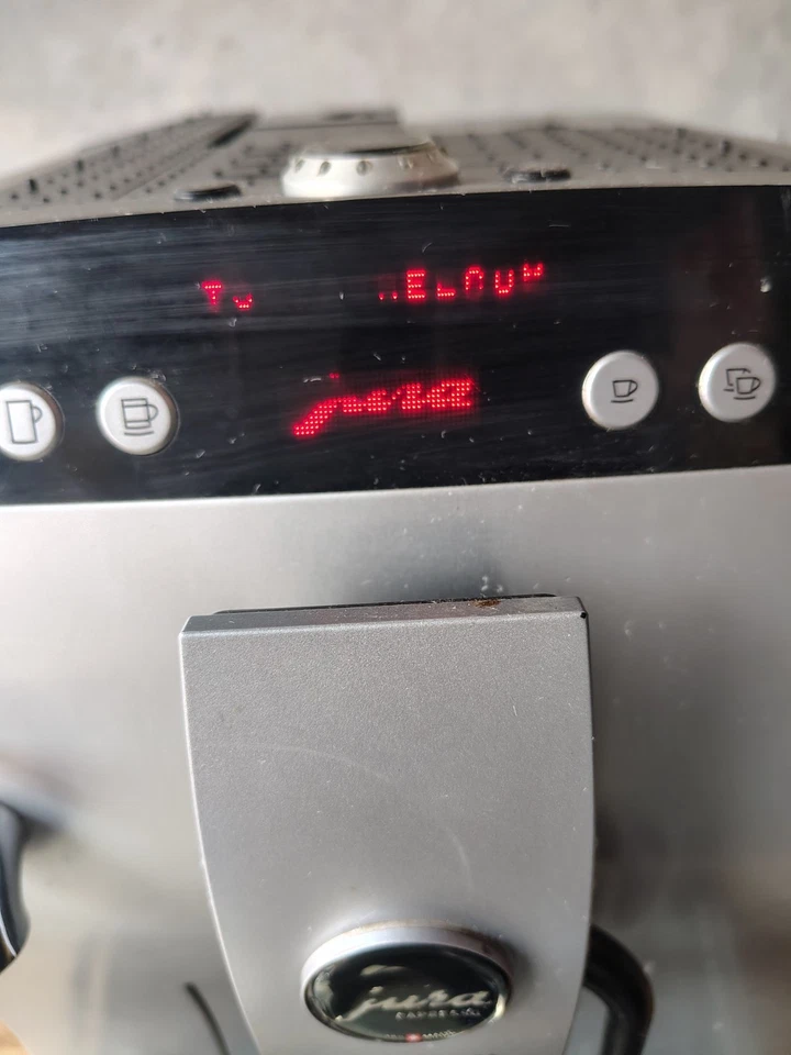 Máquina de café espresso Jura Capresso Impressa Z5, modelo: 13214 falta Trey y 1 accesorio Foto 2 de 4