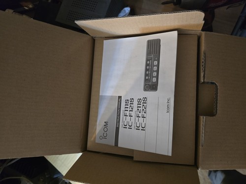 icom uhf transreceiver ic-f211s - Zdjęcie 4 z 5