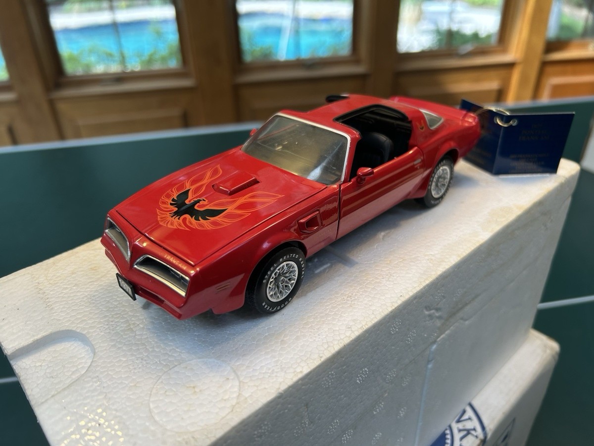Franklin Mint 1977 Pontiac Trans Am T Top Red 1:24 Die Cast