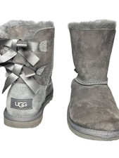 UGG Bailey Bow II Kids Boots Gray Suede Sheepskin Size 2 Youth EU 33.5 