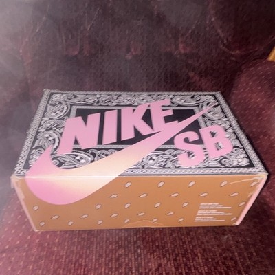 Travis Scott Nike SB Dunk Low Cactus Jack CT5053-001 Size 9.5 Used Special Box