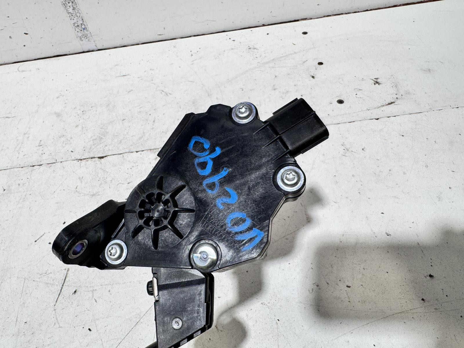 Toyota Yaris Accelerator Pedal NCP93 10/2005-12/2016 - thumbnail 2