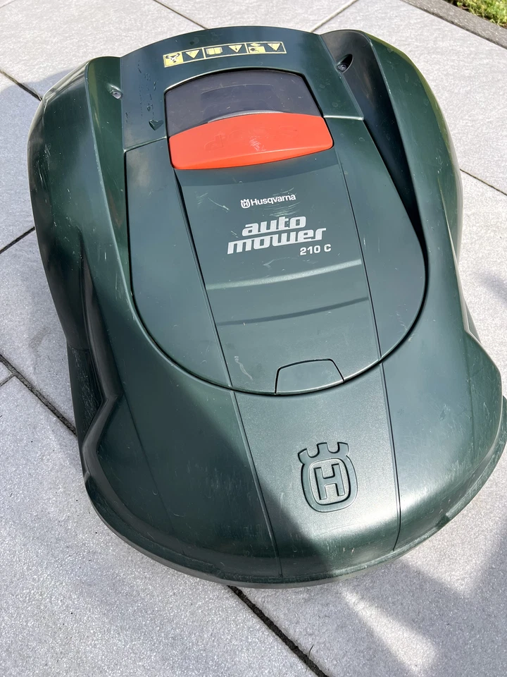 HUSQVARNA Automower 210C Mähroboter (voll funktionstüchtig) - zwei Akkus - TOP