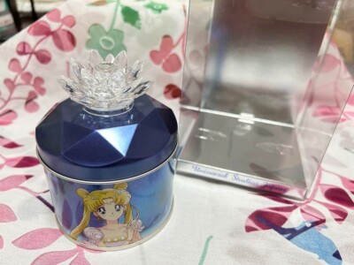 Sailor Moon Universal Studios Japan Limited Silver Crystal Serenity Tin and Box 