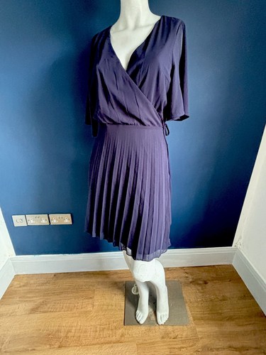 BOOHOO Maternity Navy Blue Pleated Wrap Midi Skater Dress Size 14 UK - Picture 3 of 3