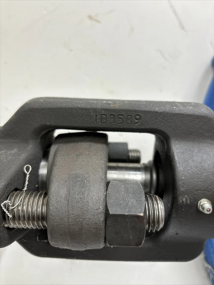 Válvula de globo de soldadura de zócalo de acero manual Velan 1-1/2 pulgadas 2680 Foto 3 de 4