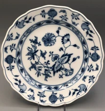 Blue Onion by Meissen fine bone china, individual Dinner Plates 9 5/8"