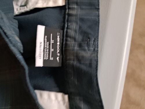 NIKE GOLF Dri-Fit Mens Dark Blue Plaid Shorts Size 34 Excellent Condition - Picture 3 of 6