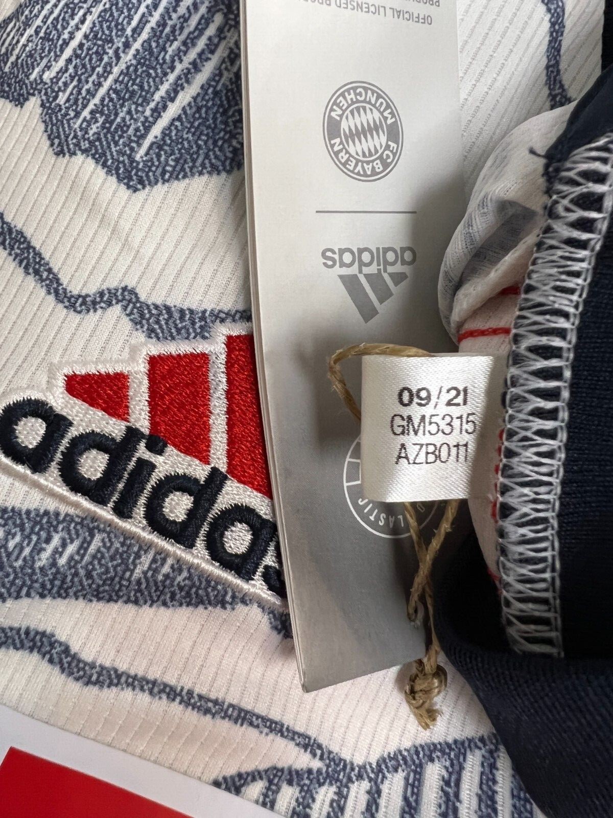 BAYERN 2021 2022 KIMMICH THIRD SHIRT FOOTBALL SOCCER ADIDAS GM5315 MENS  SIZE L | eBay