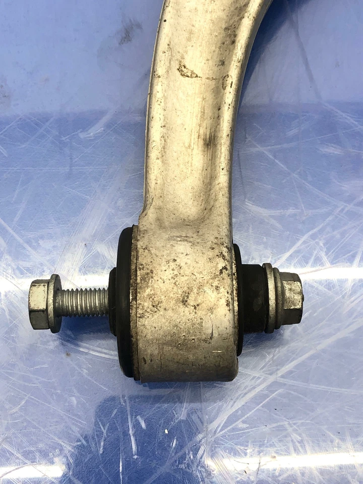 BMW M6 F13 2013-2019 cupé OEM RH brazo de control superior derecho horquilla 2284346 Foto 4 de 4