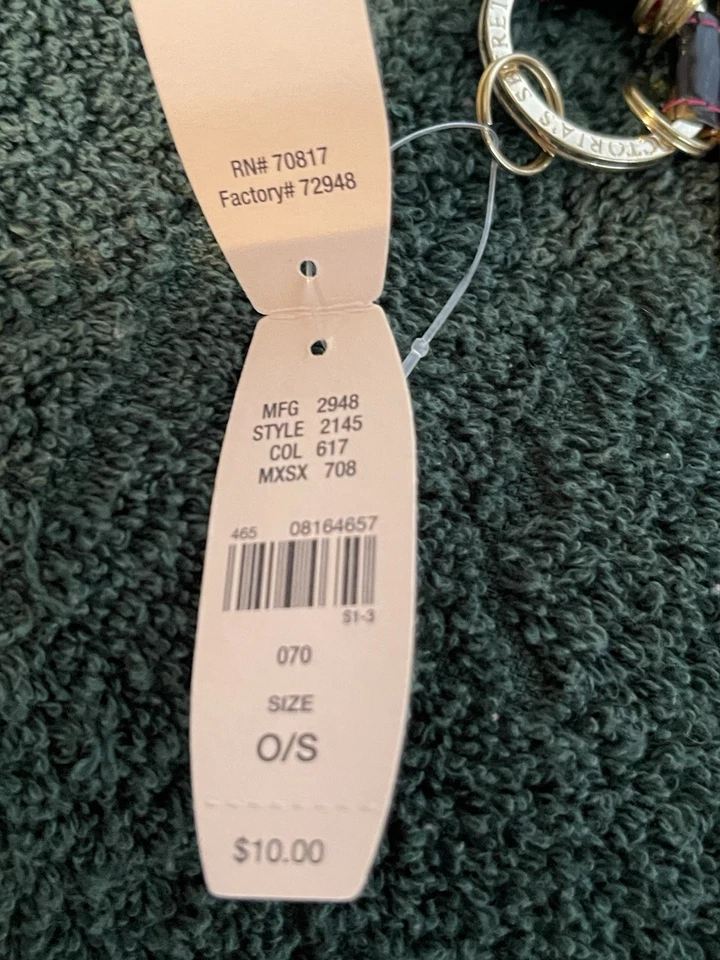 Muñequera Victoria’s Secret Animal Print etiqueta de equipaje nueva con etiquetas Foto 3 de 3