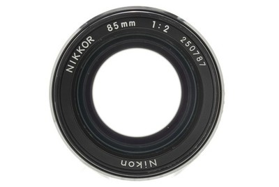 【美品】Nikon Ai-S Nikkor 85mm F2 Nikon 85mm f/2 Review