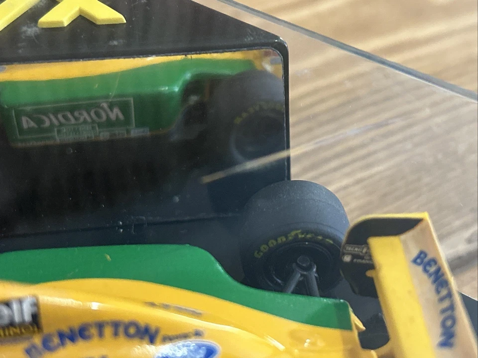 Benetton Ford B193 B Schumacher Collection Onyx 1/43 - Immagine 2 di 4
