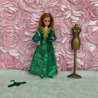 1970 Topper Dawn doll Green Fling W Green Slink H11A Dawn