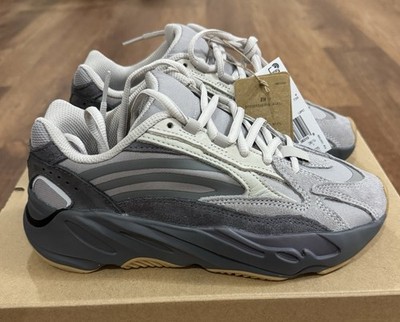 Adidas Yeezy Boost 700 V2 Tephra Sneakers Shoes Men Size 4.5 NEW!!!