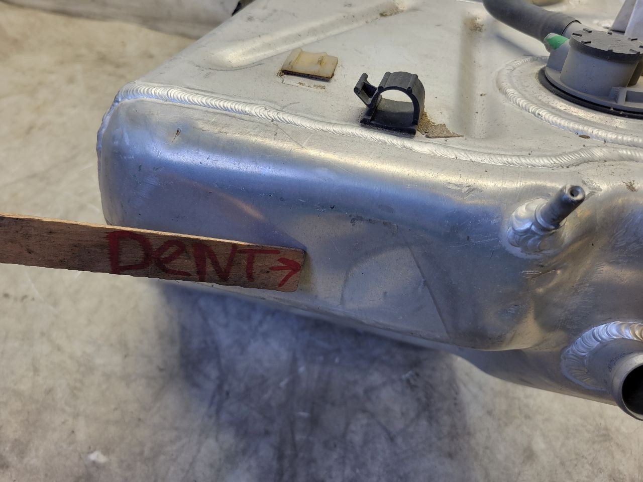 2005 2006 2007 2008 2009 2010 11 12 13 Maserati QUATTROPO Fuel Gas Tank 233084